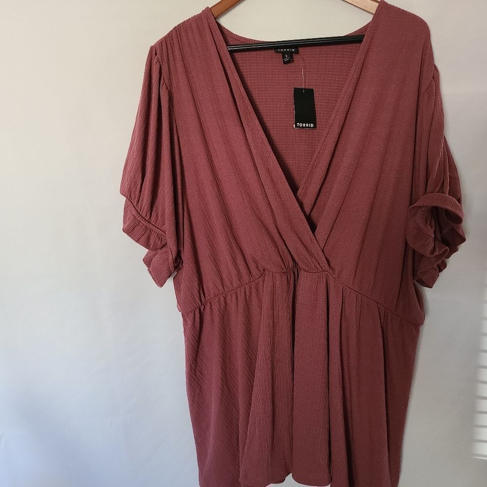Torrid Ribbed Surplice Peplum Top Size 5 Nwt